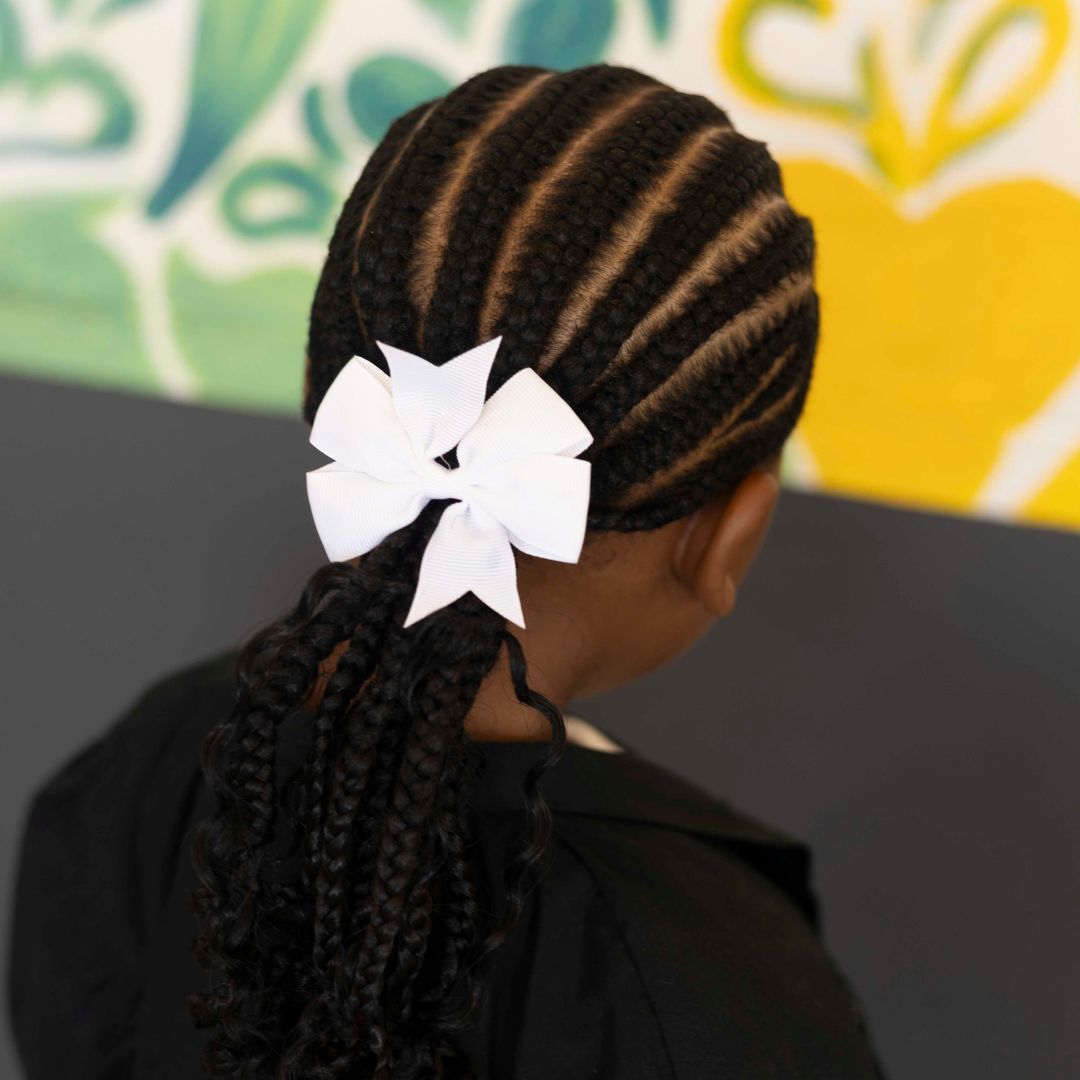 Uyapendula White Hair Bow